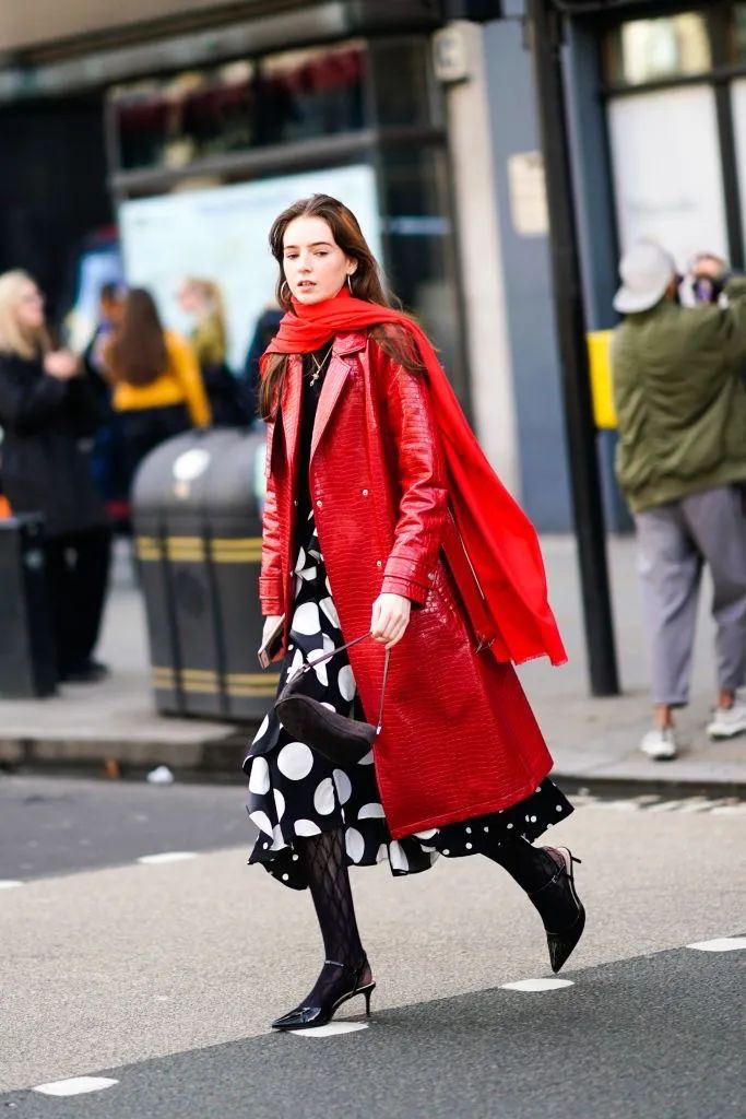 冬季的氛围感穿搭怎么能少了围巾,秋冬氛围感穿搭围巾