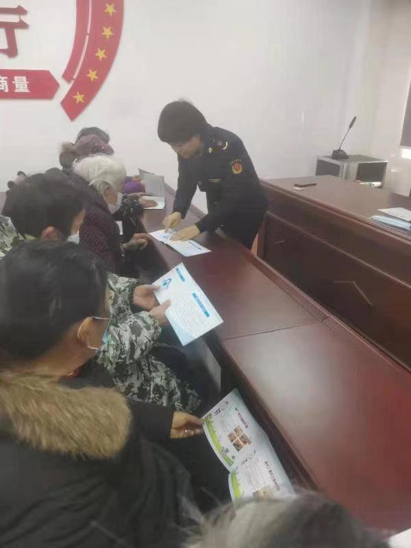 老年人买保健品上当受骗怎么理论,保健品骗局套路深老人小心别上当