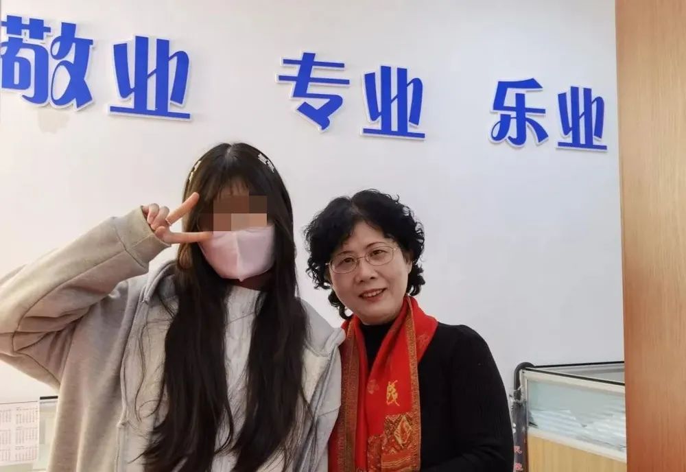 帮助助学的感人事迹,伴你成长爱心助学典型案例