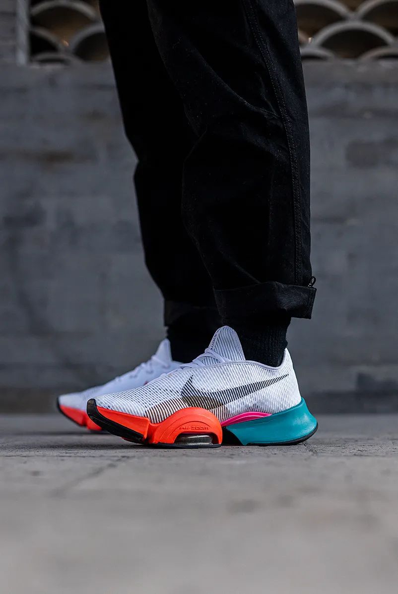 nike最近发售的实战鞋,nike最近有没有出什么新鞋