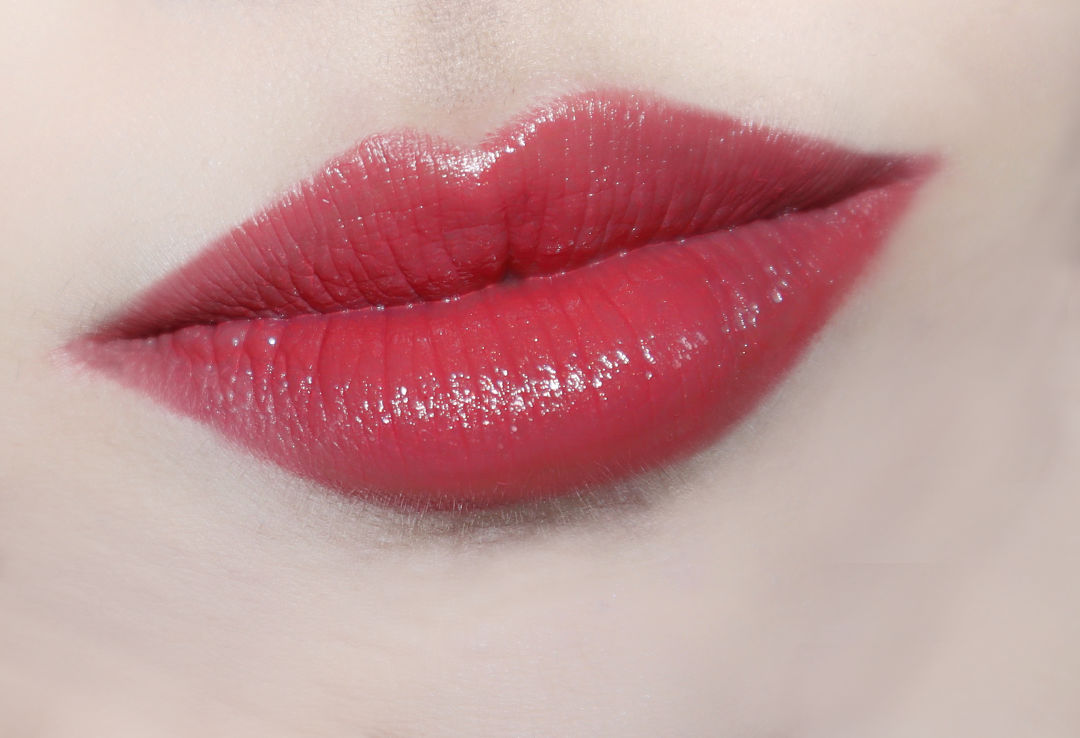 凭借不老神颜抢到男神45岁却难逃变老变丑的命运她到底做错了什么？