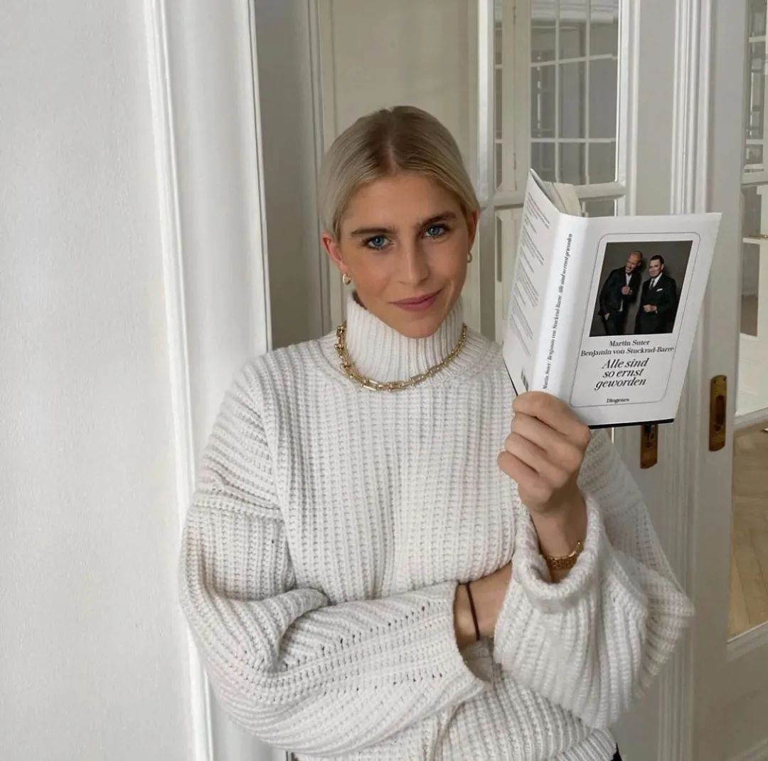 这该死的购物欲，又让我买了1.2.3.4.5.6件金色首饰