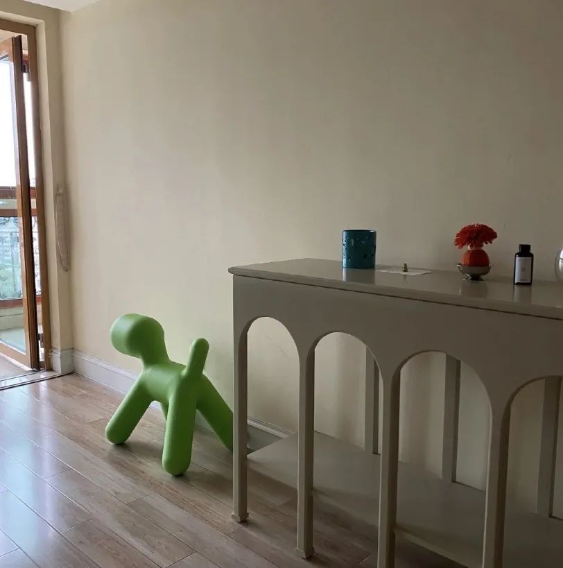 白百何坎肩卫衣,白百何ootd穿搭