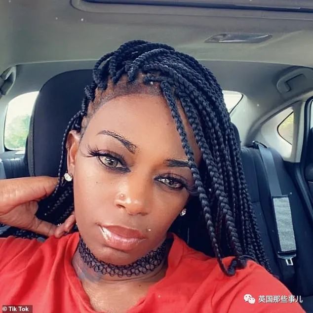 万能胶给头发定型,网红用万能胶