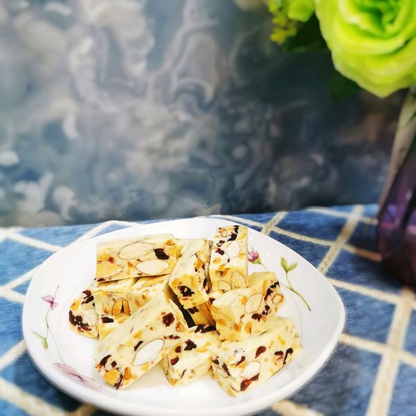 过年必备小点心,蔓越莓杏仁牛轧糖比例