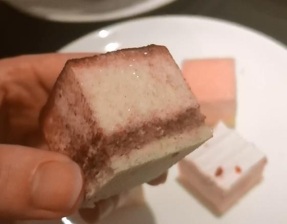 去一趟澡堂花多少钱 (巨资体验最贵的澡堂子)