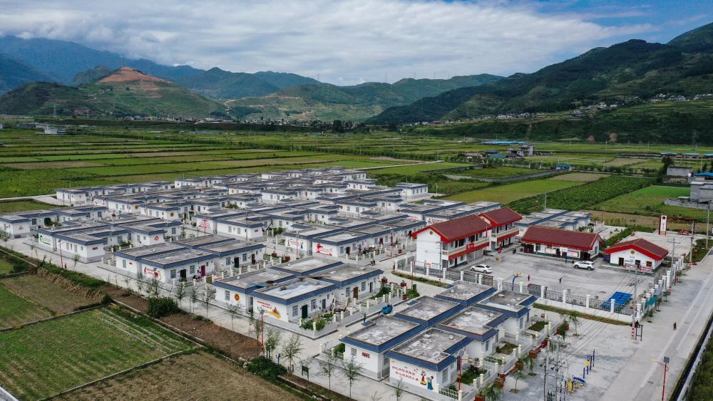 中国脱贫攻坚全纪实,全国脱贫攻坚伟大成功案例