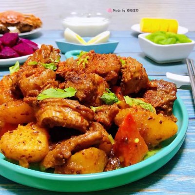 红烧羊肉前腿最好吃的做法,老东北美食红烧羊肉的做法