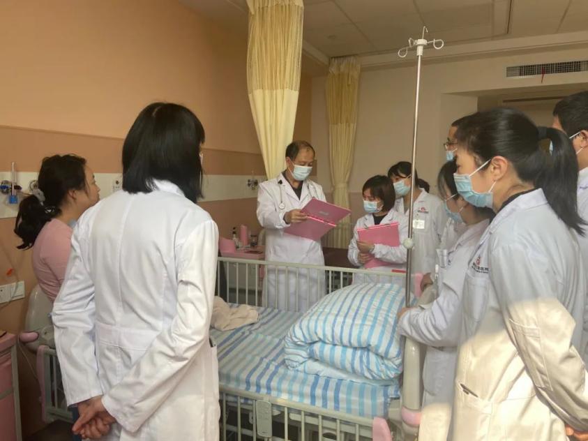 小孩细菌发烧反复不退是什么原因,12岁男孩反复高烧无其他症状