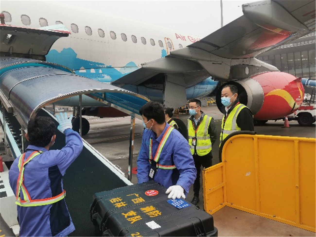 妗傛灄鑸┖鎵胯繍,妗傛灄鑸┖鍏徃鍏嶈垂鎵樿繍