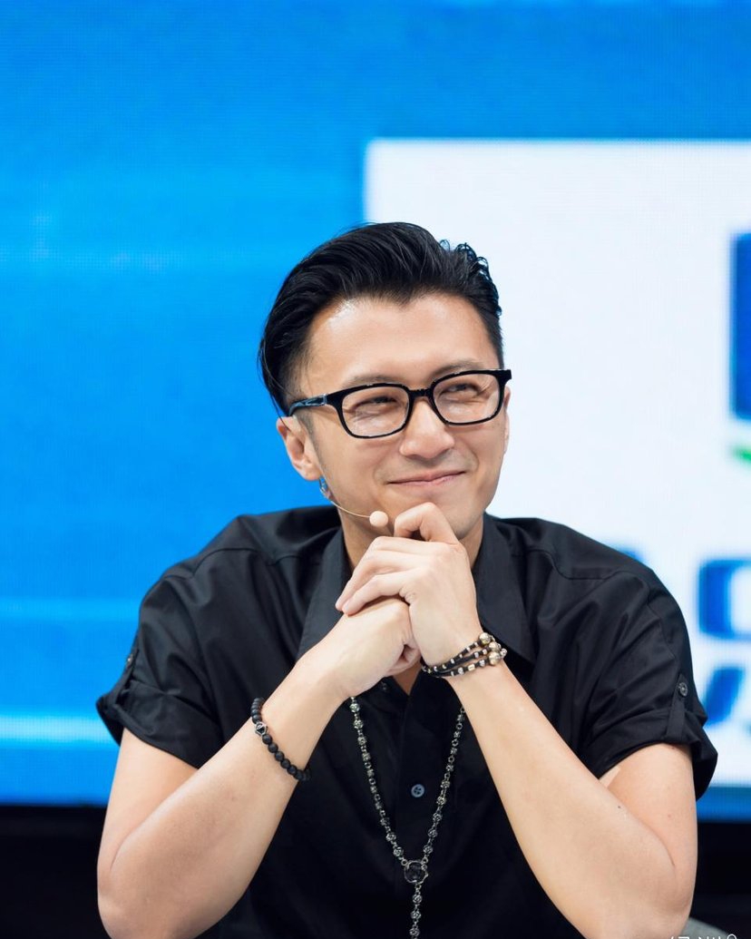 谢霆锋不再谈锋菲,谢霆锋谈锋菲恋情