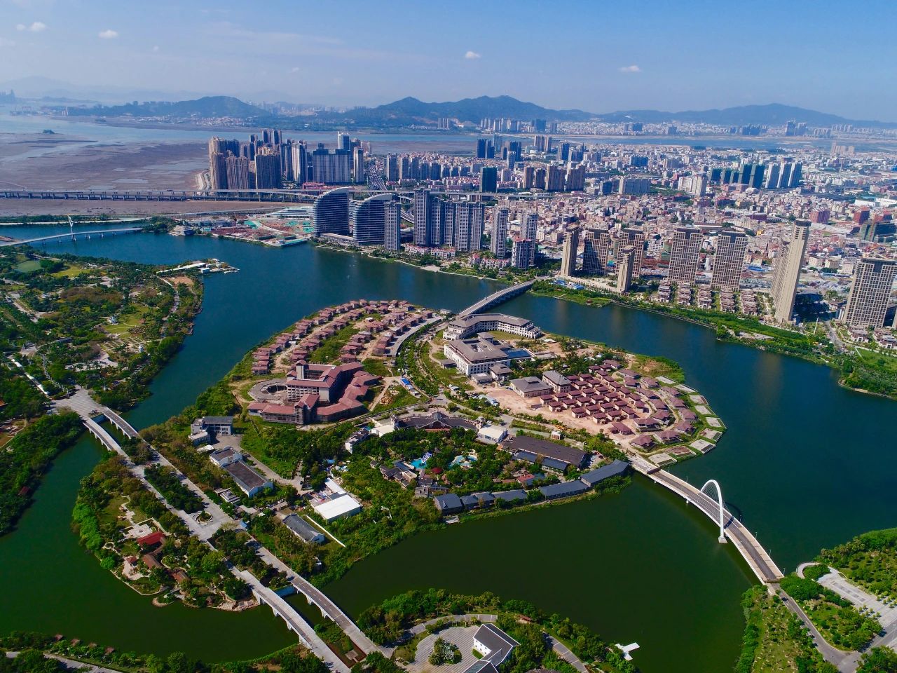 半月谈｜厦门的“门”