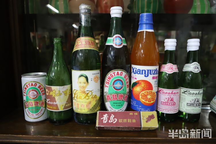 百味人生丨一箱过期方便面能卖3600！青岛小伙攒出“80后时光机”，收藏近6000件老物件