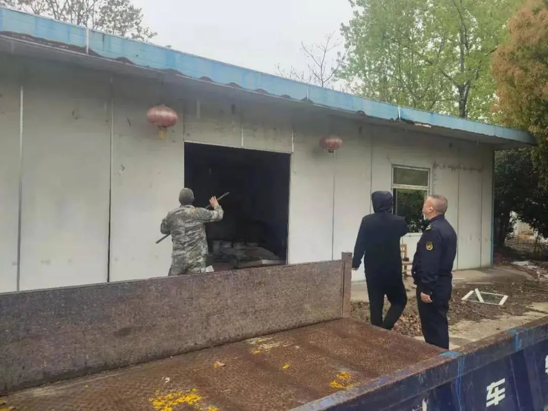 违建零容忍拆违再发力,重拳出击拆违建专项整治零容忍