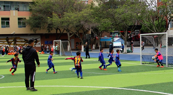 德阳第一届旌城杯足球比赛小学,德阳市小学足球比赛视频