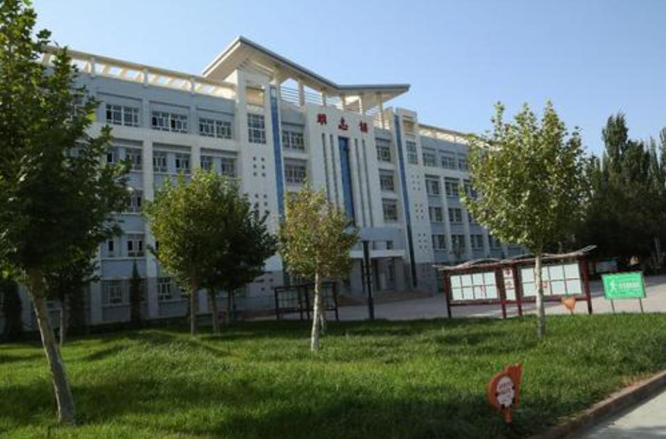 库尔勒第二中学日常,库尔勒市第二中学教学质量
