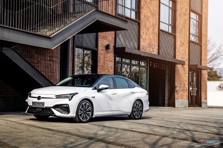 广汽埃安aions优惠4万价格表,aions埃安销量