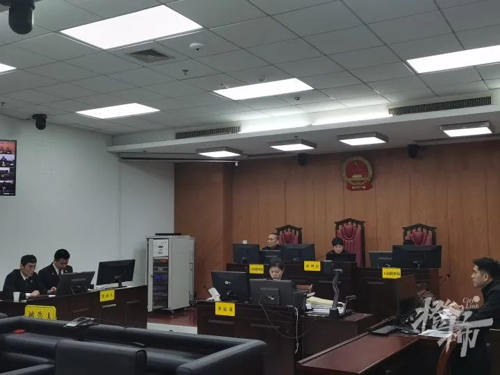 95后美女骗欧洲钱,95后女大学生骗71万