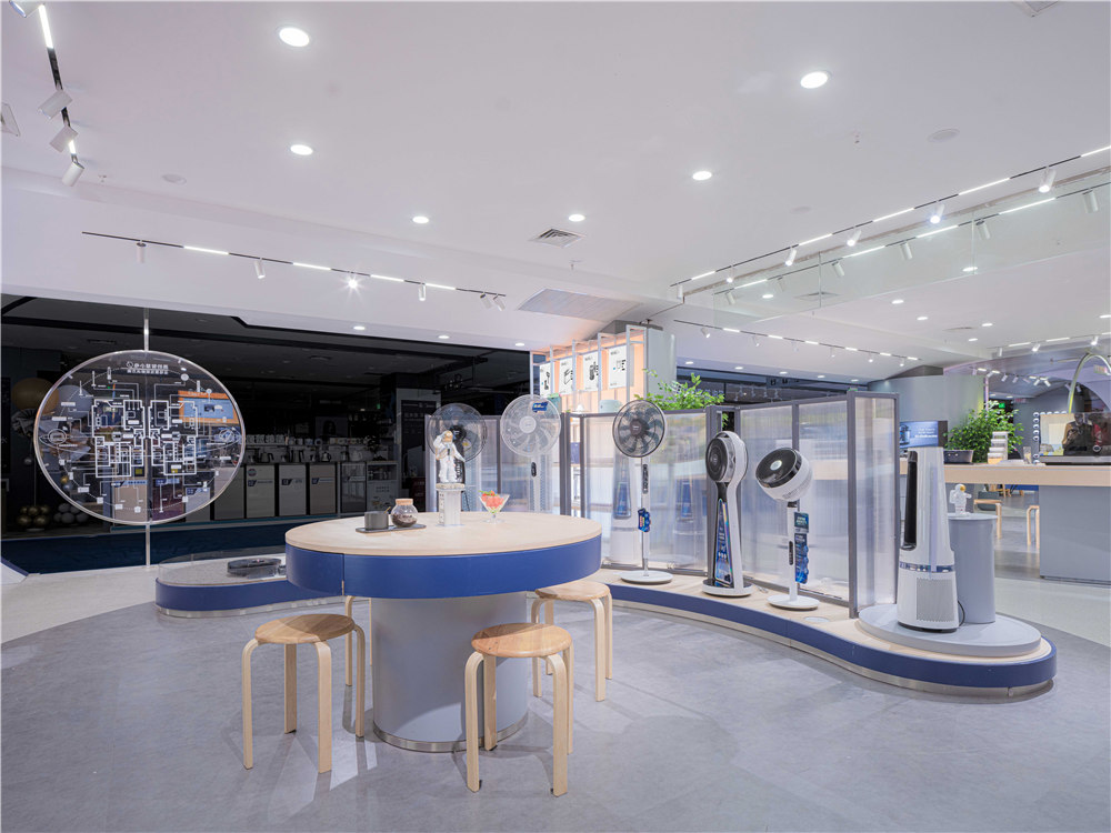 美的智慧小电超级体验店,美的小电器体验店