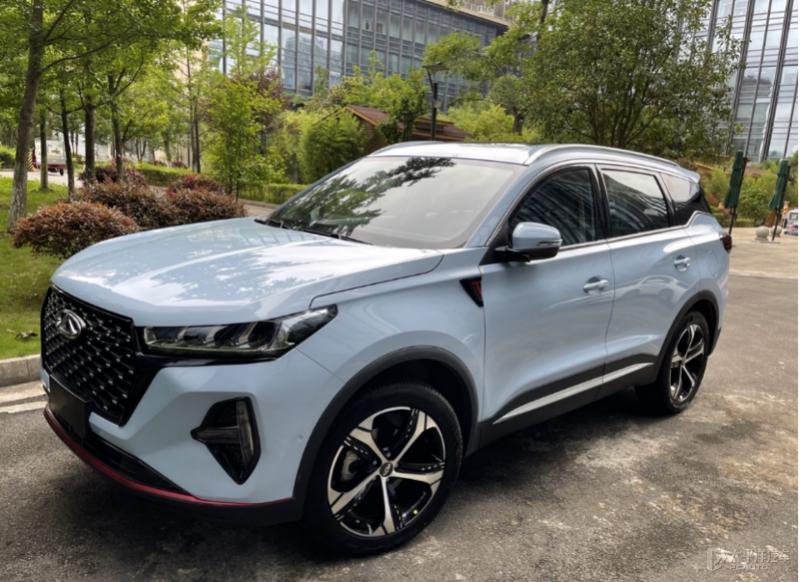 新款起亚嘉华实车曝光,2022丰田皇冠陆放豪华版图片