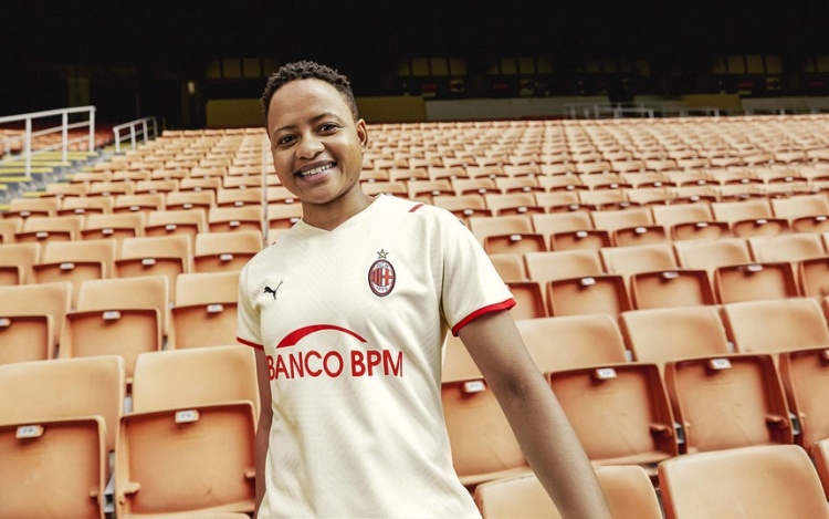 ac米兰官方新消息,AC米兰下赛季主场球衣曝光