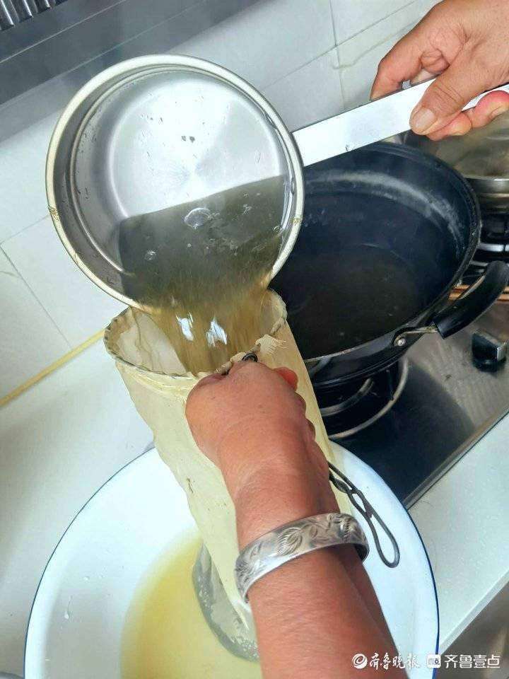 蕨根粉最正宗的做法,美食小吃自制简单脆的