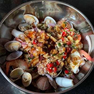 加点滋味捞汁小海鲜调料,简单又华丽的捞汁小海鲜