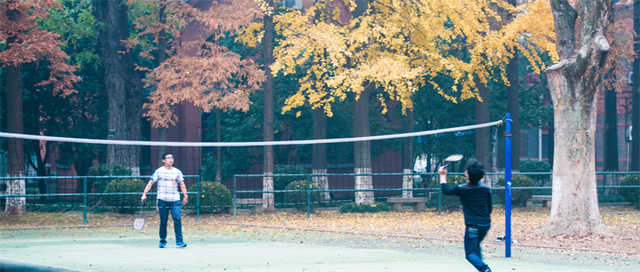 快乐开学｜打球、聊天、听音乐，方法虽“大众”减压效果却明显