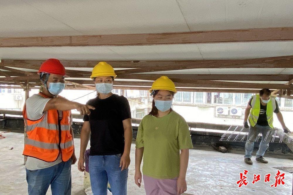 社区有义务帮助解决居民漏水问题,老旧小区屋面渗水维修施工方案