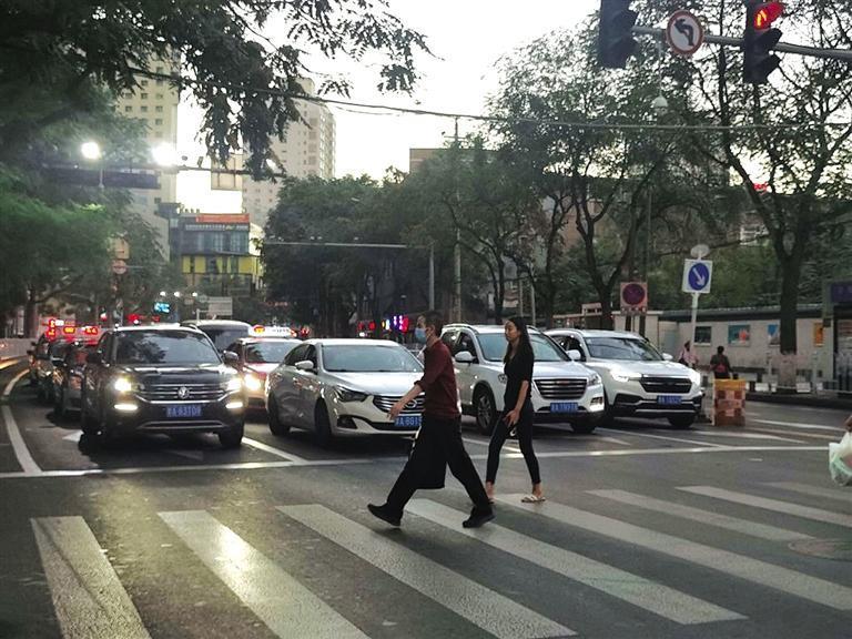 兰州交通大家谈城区疏堵交警支招了