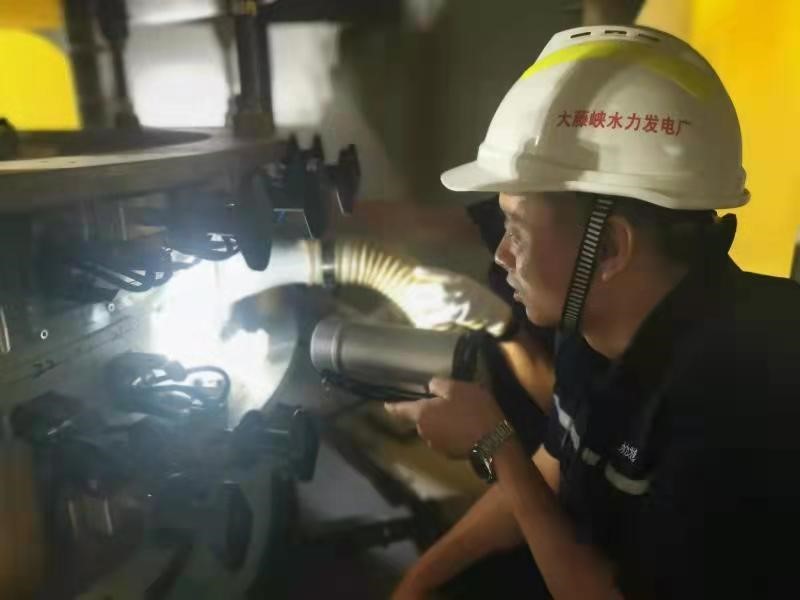 涓鑸嶅皬瀹堕【澶у,鑸嶅皬瀹朵负澶у涓瑙嗛