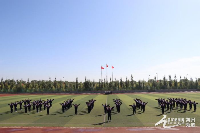 舞动青春炫我风采健美操,朔州元博中学健美操