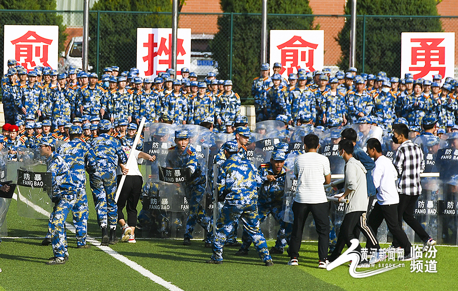 灞辫タ甯堝ぇ鍐涜闆嗛敠,瑙嗚涓存本渚┈