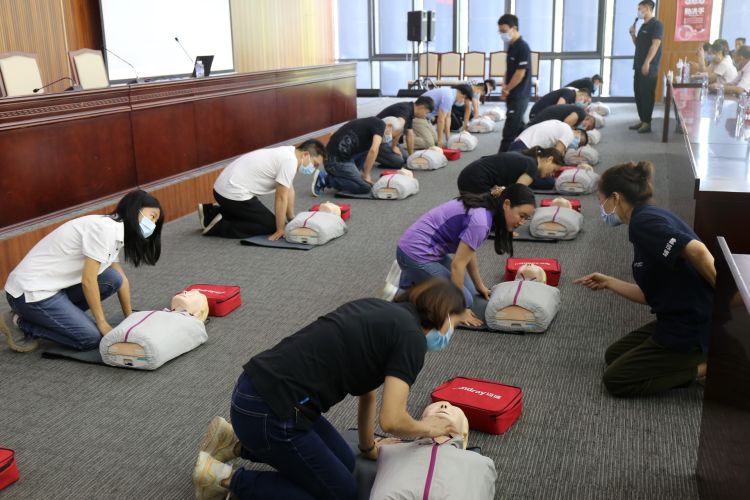 老年人办理深圳社保,深圳市老年人社保