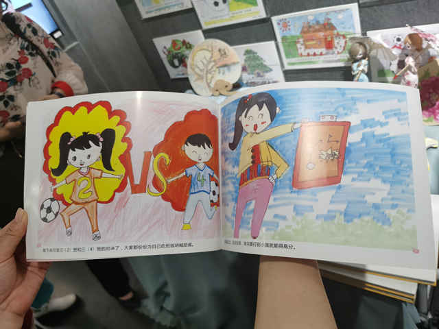 “足球班”学生全校视力最好、成绩最好！这个学校丰富足球文化提升学生综合素质