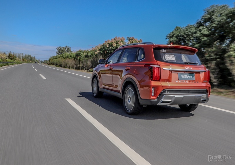 起亚智跑2.0l挑战版怎么样,试驾2021款起亚智跑2.0