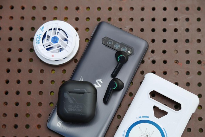 黑鲨4s游戏体验,黑鲨4s游戏测试王者荣耀