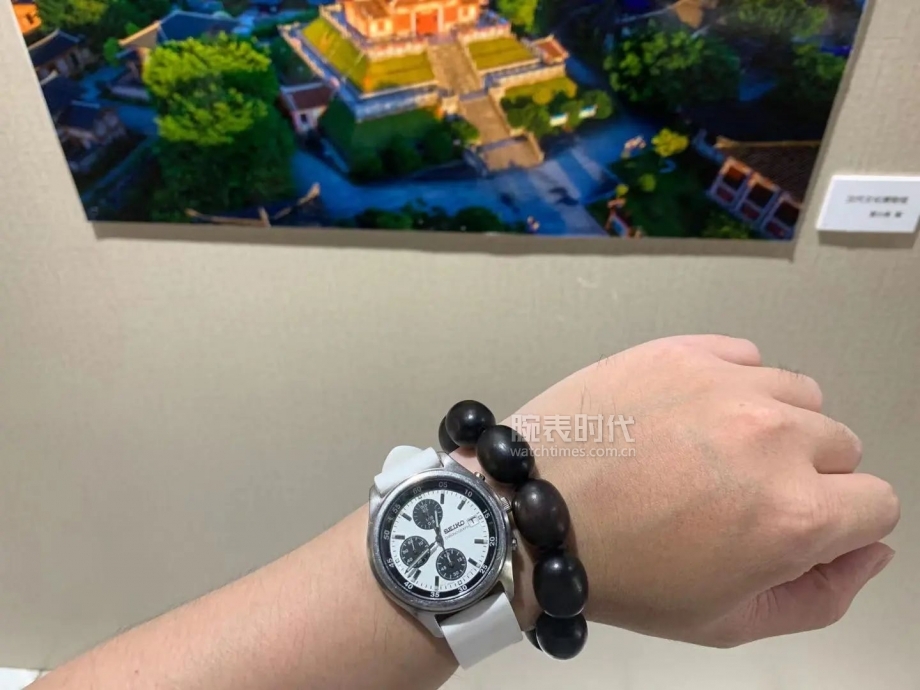 打工人手上适合戴什么,打工的一般戴什么表好点