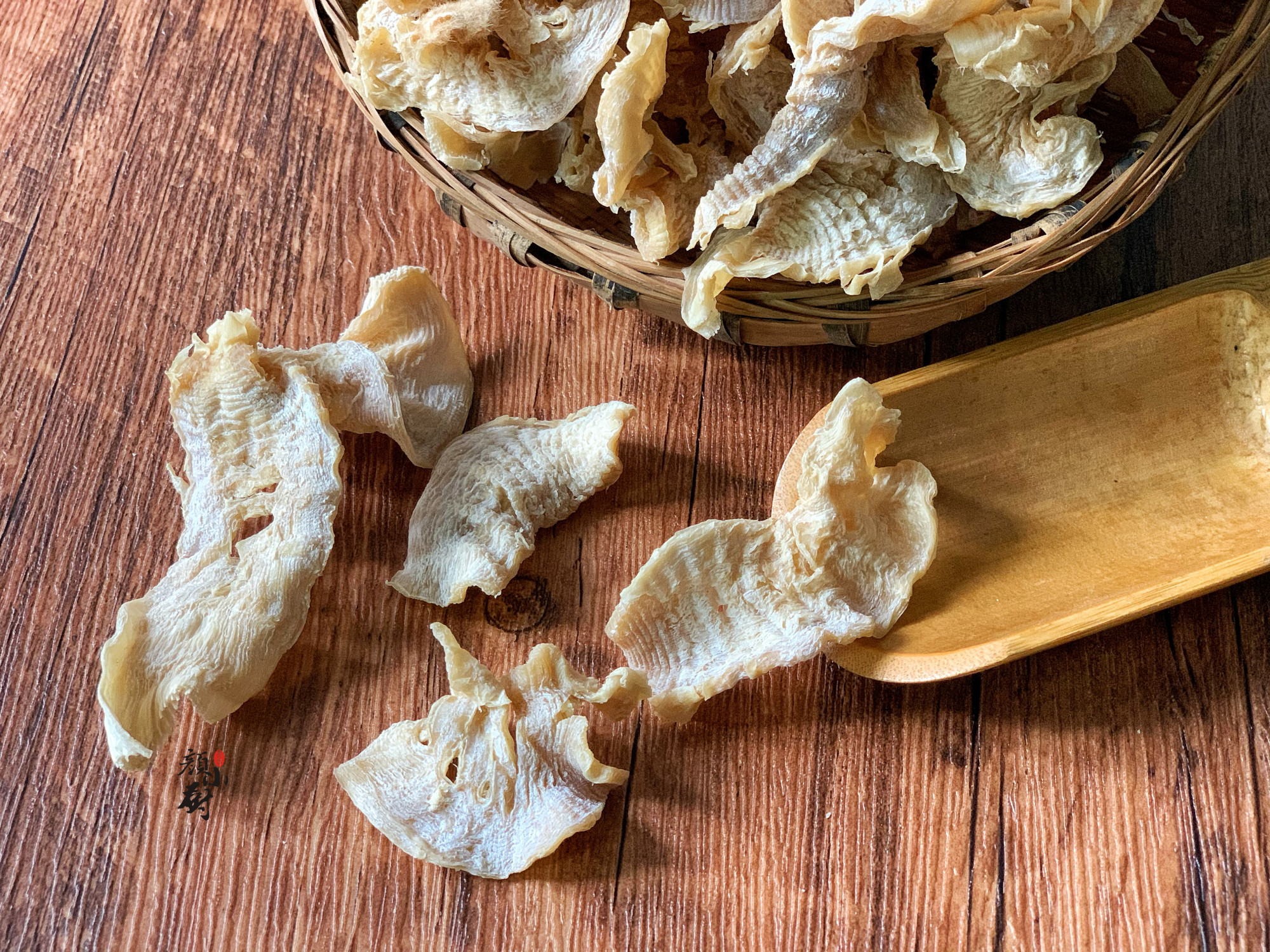 清明前后吃这个菜千万要注意,哪三种食物清明前准备