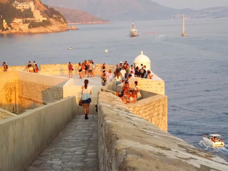 十部顶级神作9.5评分魔幻科幻电影,科幻片推荐大片9.0以上评分奇幻