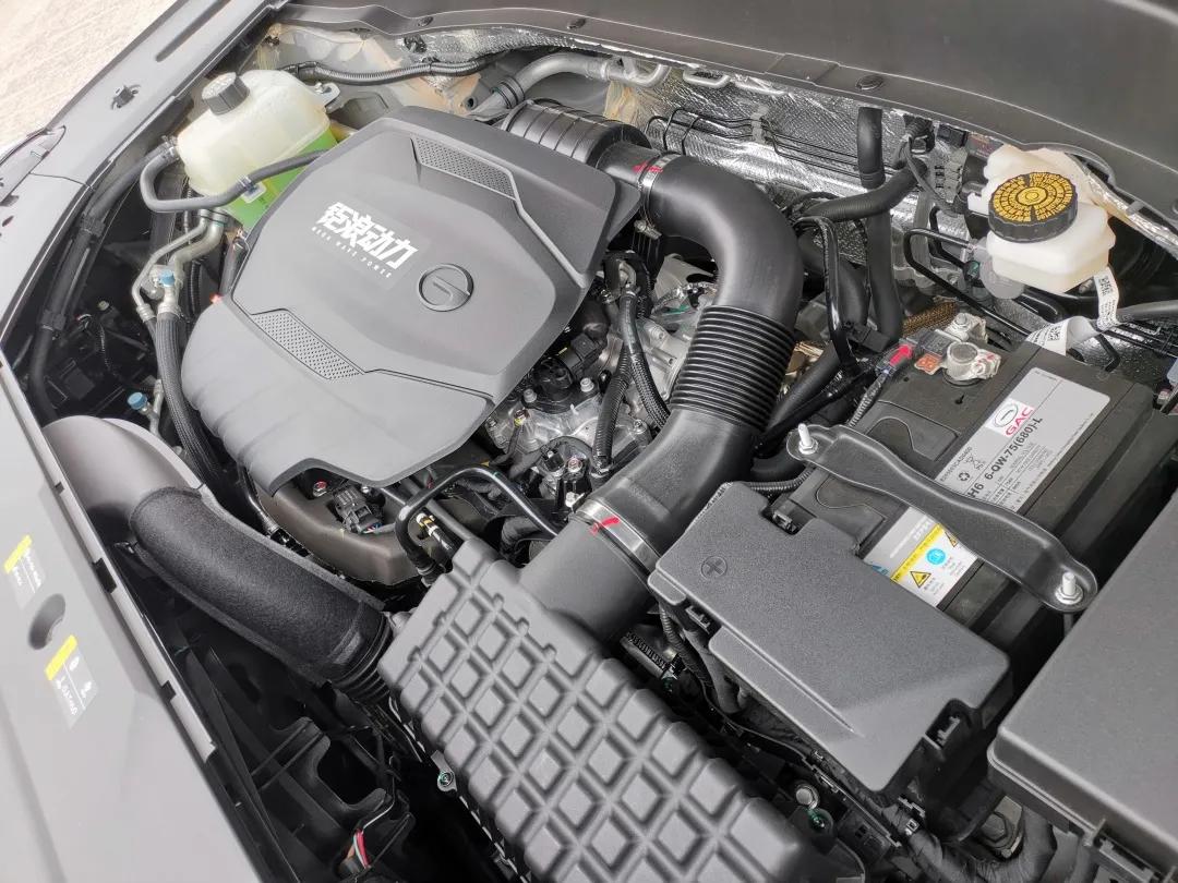 2017款传祺gs8320t两驱7座油耗,广汽传祺gs8油耗测试能跑多远