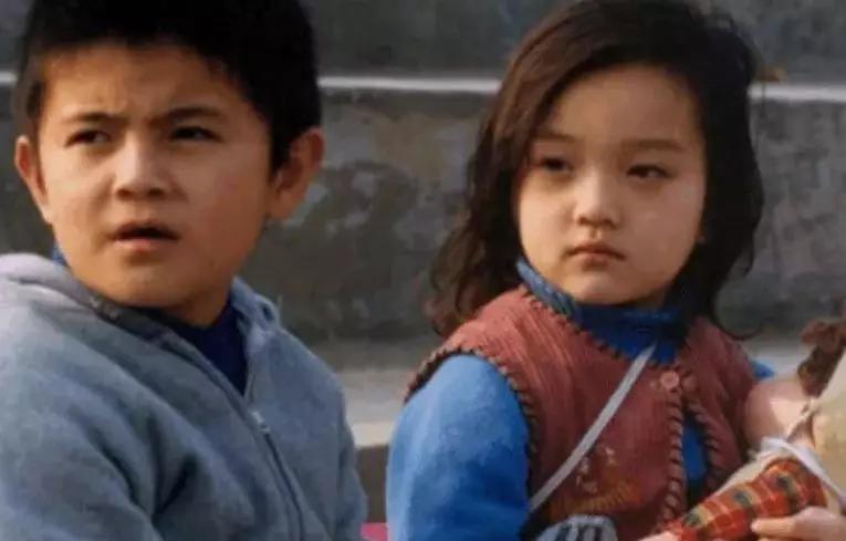 浠庡奖鍚庡埌缃戠孩鐨勬潕灏忕拹,鏉庡皬鐠愪粠褰卞悗鍙樻垚缃戠孩