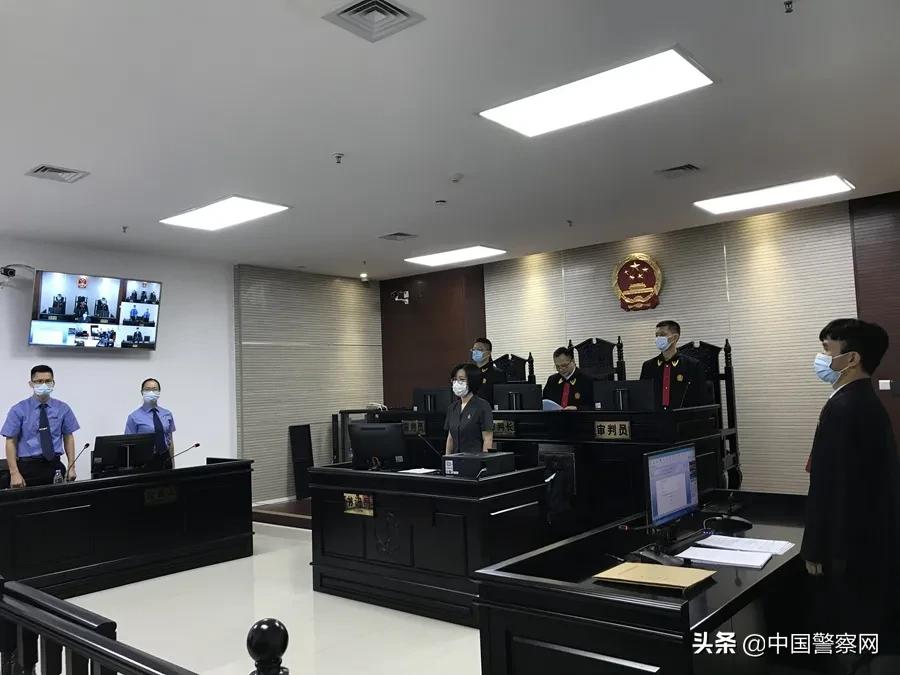 再见，标哥！面对手持利刃的歹徒，他用身体挡住了尖刀！