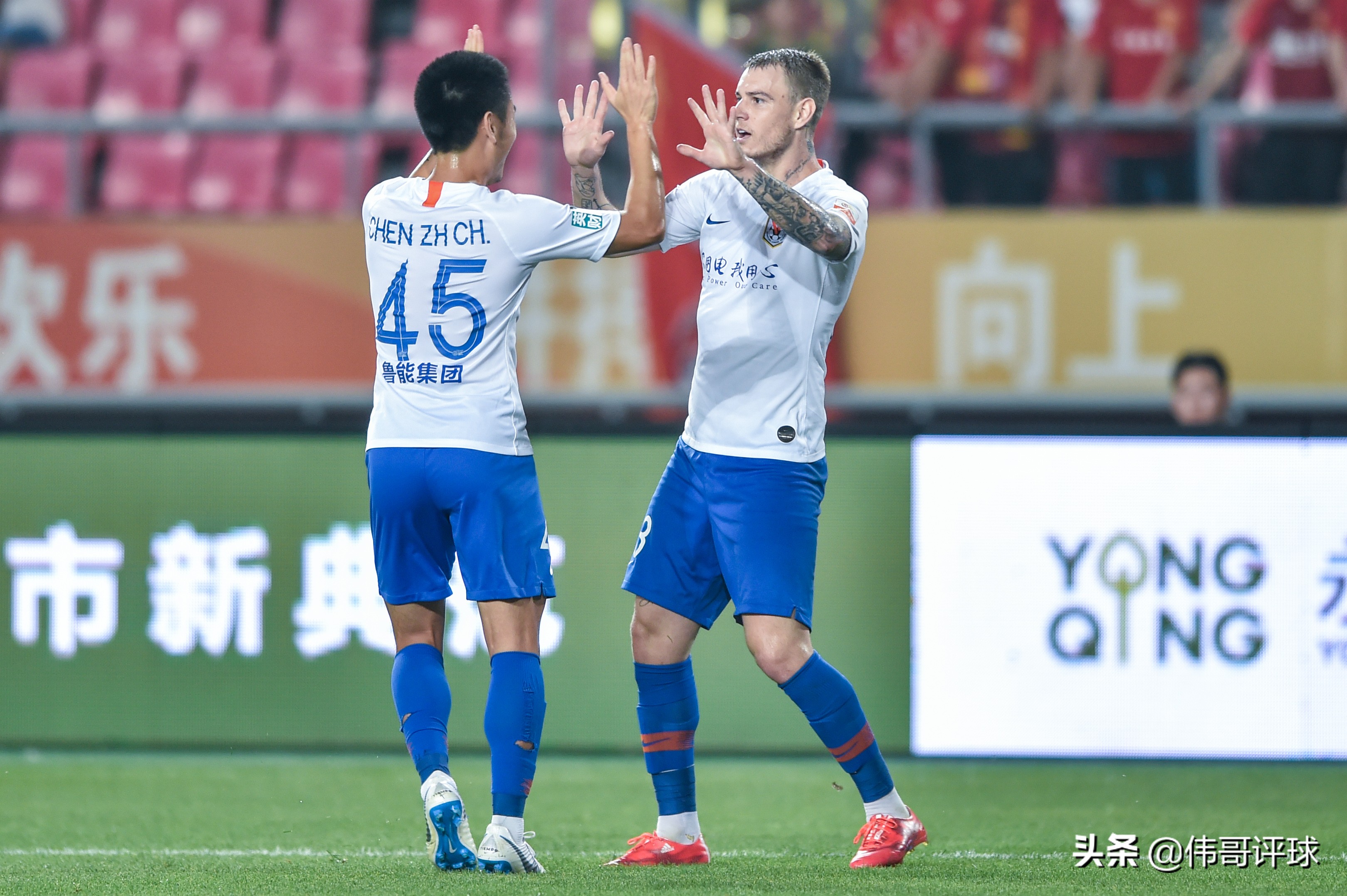 鲁能补强锋线势在必行,李霄鹏换下佩莱了吗