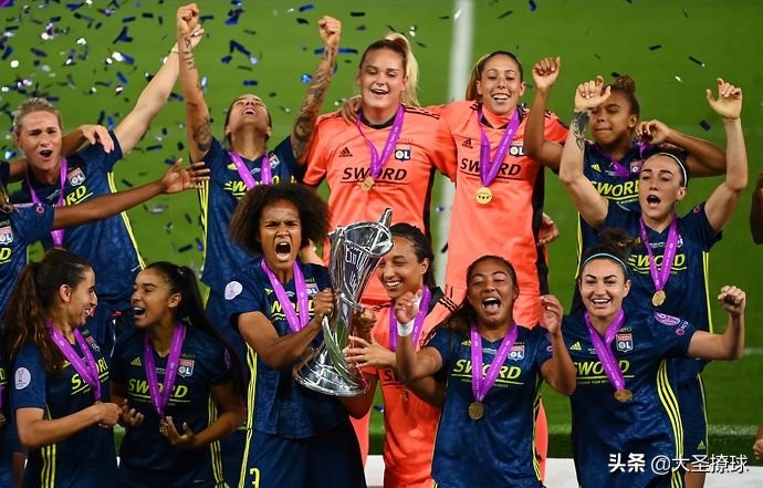 最近10年花钱最多的足球俱乐部,英超近十年花费最多俱乐部排行榜