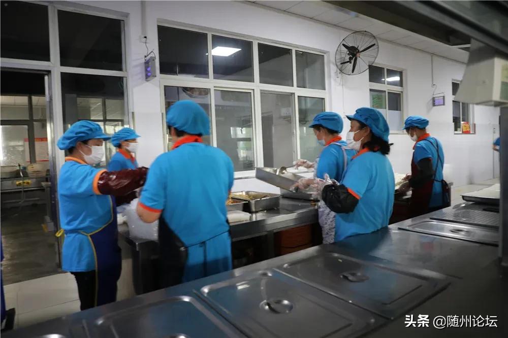 湖北曾都一中复学,好久不见武汉纪录片免费观看