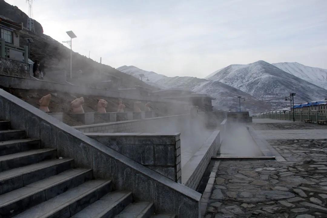 康布世界药王泉,秋季养生正当时