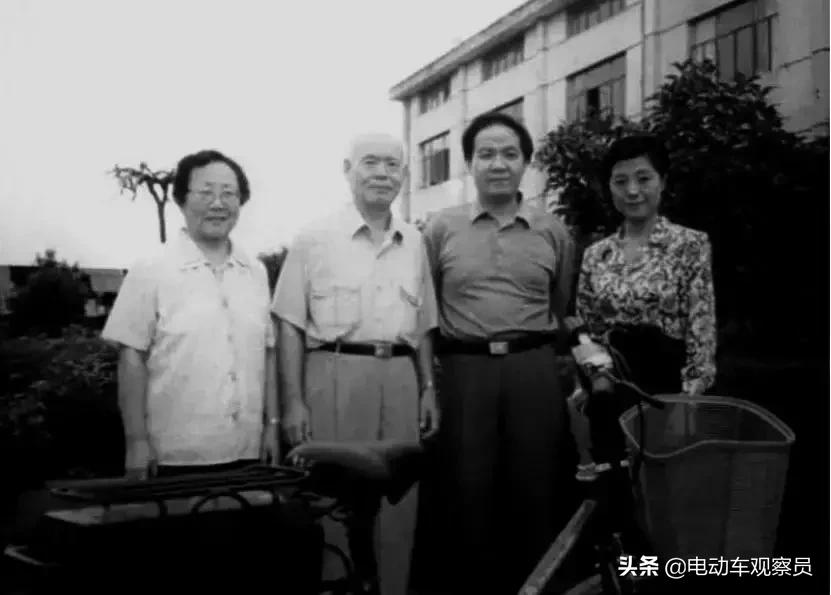 绿源电动车价格与质量,绿源型号大全老款绿源电动车