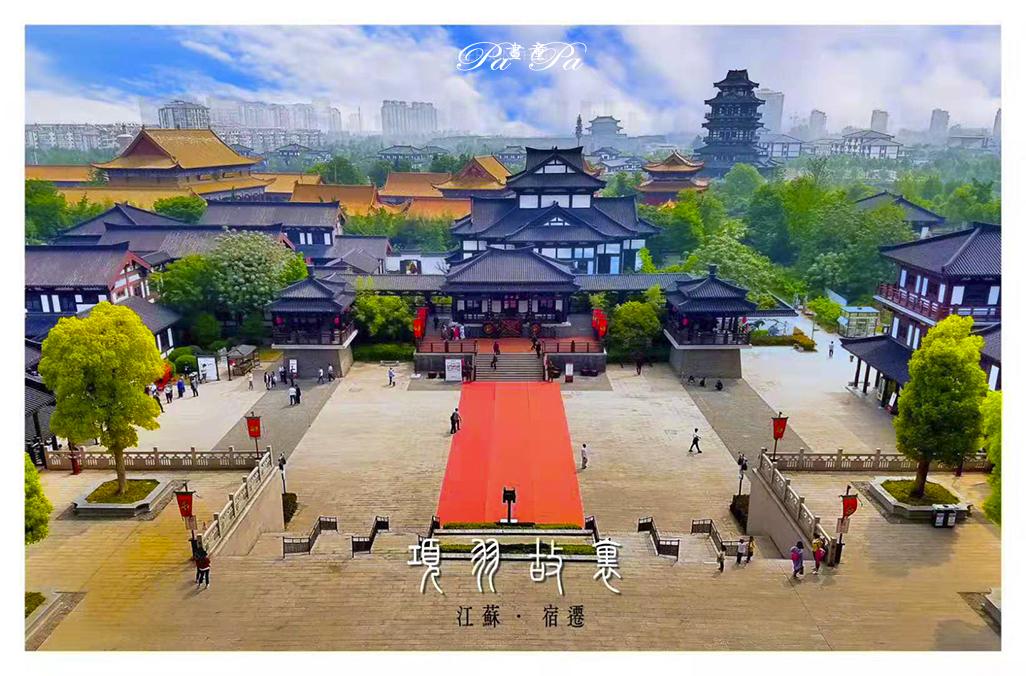 *今条头日**“特赐黄马褂”，彰显创作者身份尊贵的象征