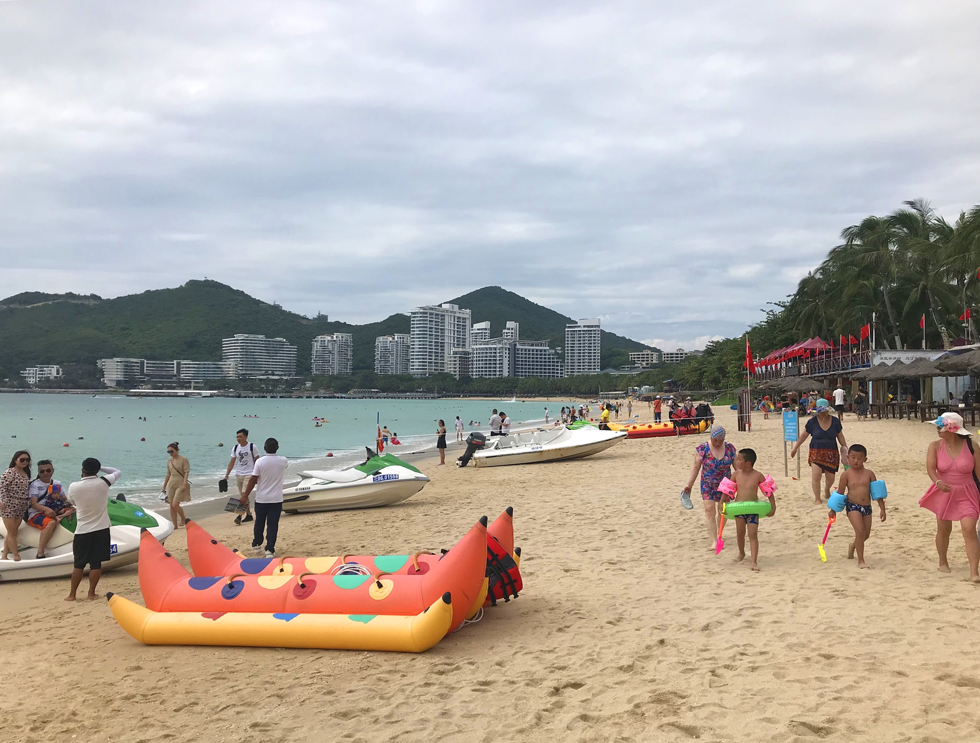 再次遇到鸡腿姑娘,偶遇鸡腿姑娘